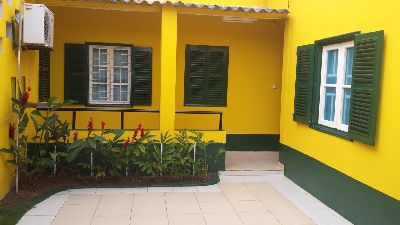 לינה וארוחת בוקר סאו טומה Residencialdes מראה חיצוני תמונה